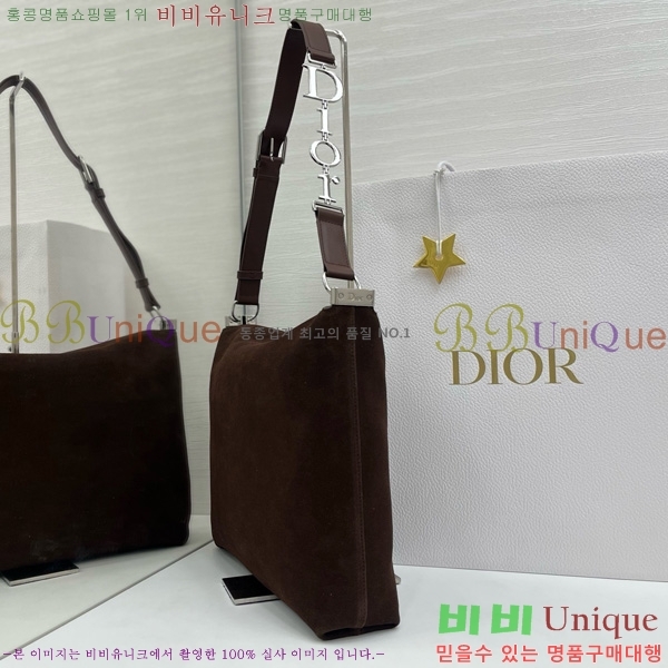 #��� ���ʼ� �ش��� JONATHAN ANDERSON ȣ���� M856325-4