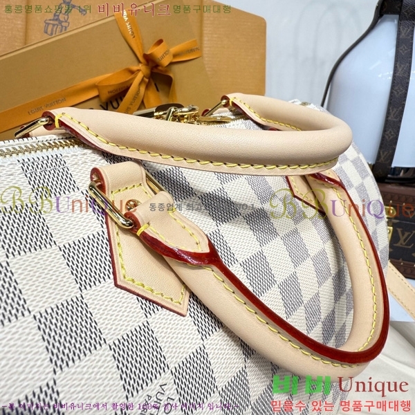 #���̺��� ���ǵ� �ݵѸ��� 30 ��Ʈ�� M40952-101