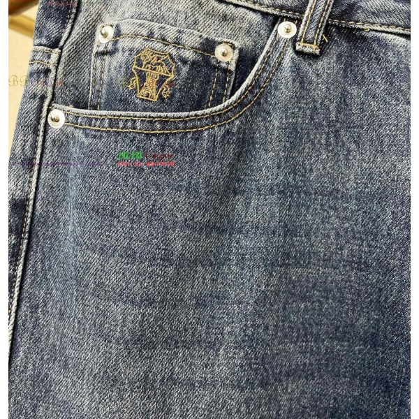 ���� ���ڷ� ��ġ�ڸ� û���� BC2547286