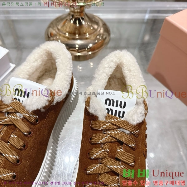 ���� �̿�̿� �þ �� ����Ŀ�� 30MU902302-3