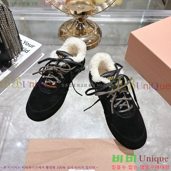 ���� �̿�̿� �þ �� ����Ŀ�� 31MU902301-2