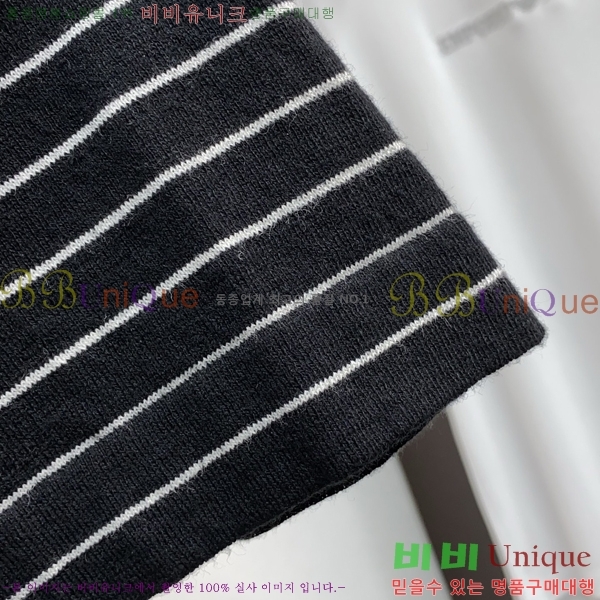 ���� ���ڷ� ��ġ�ڸ� ���� Ƽ���� BC7254716-1