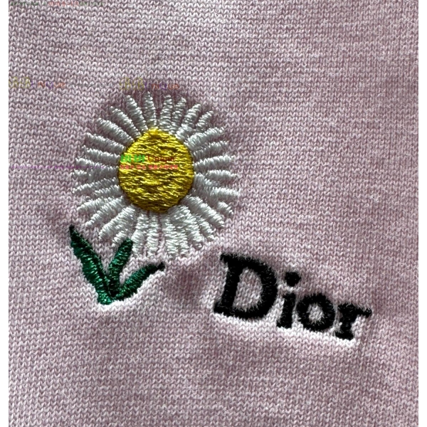 ���� ũ������ ���� Ƽ���� CH814689-2