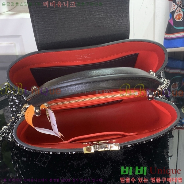 #���� ���� ��Ʈ�� īǶ�� BB M12977-302