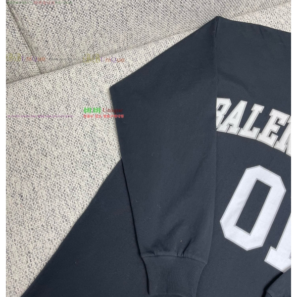 ���� �߷��þư� ���� Ƽ���� BA474187-2