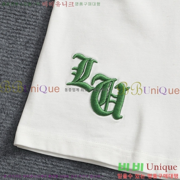 ���� ũ������ ���� Ƽ���� CH814571-1