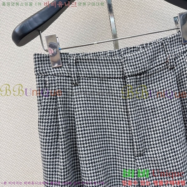 ���� ���ڷ� ��ġ�ڸ� ���� BC334506-2