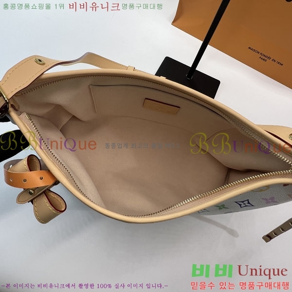 #���̺��� x ����ī�� ĳ���� �̽�Ʈ ����Ʈ M726417 (W36 H19 D10)