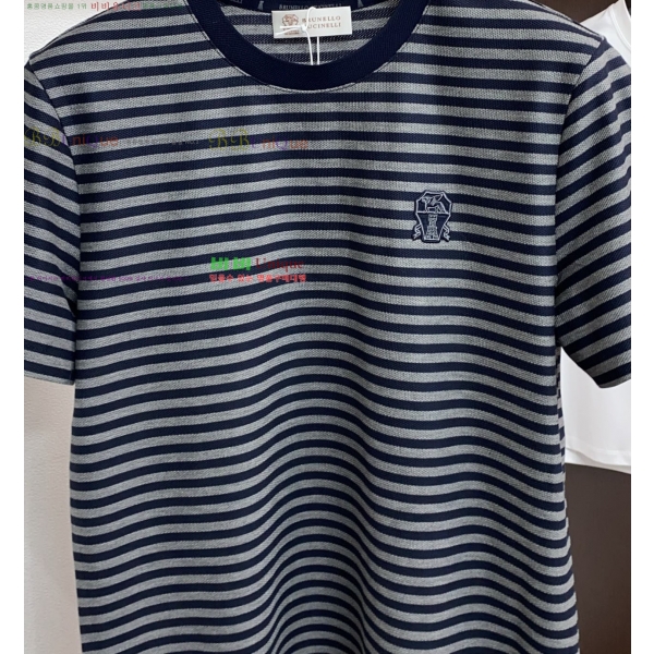 ���� ���ڷ� ��ġ�ڸ� ���� Ƽ���� BC72590-2