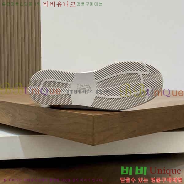 ���� ���ڷ� ��ġ�ڸ� ����Ŀ�� BC6033302-4